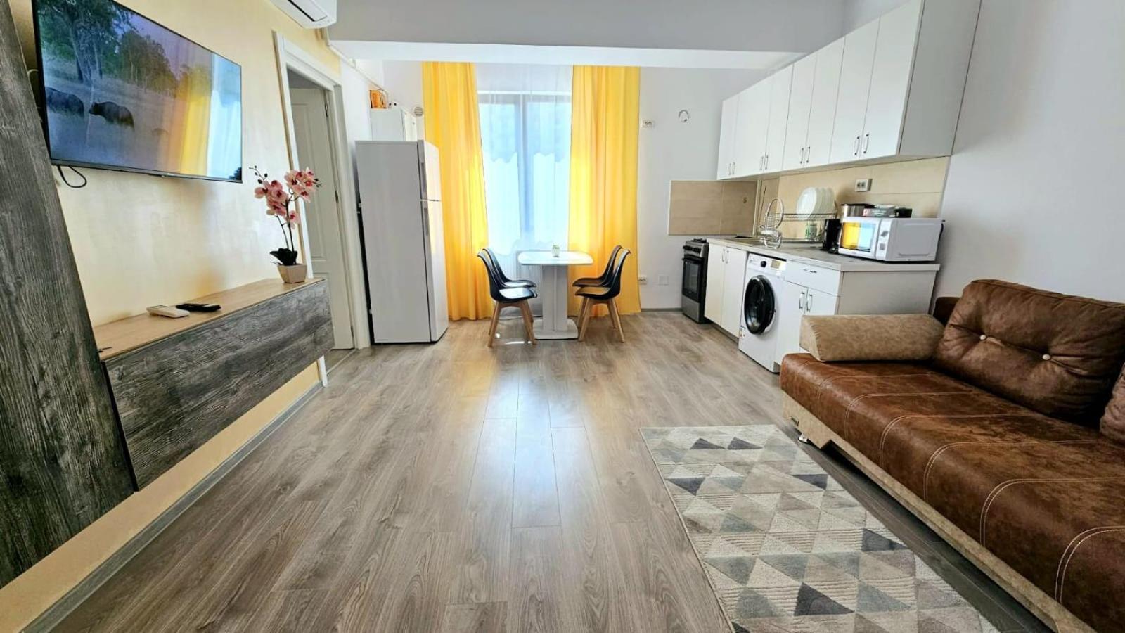 Evelyn Modern Apartment Near Palas Iasi Eksteriør bilde